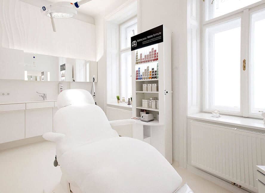 ICE AESTHETIC® WIEN - Aesthetics Vienna - Dr. med. Karin Girkinger - Behandlung